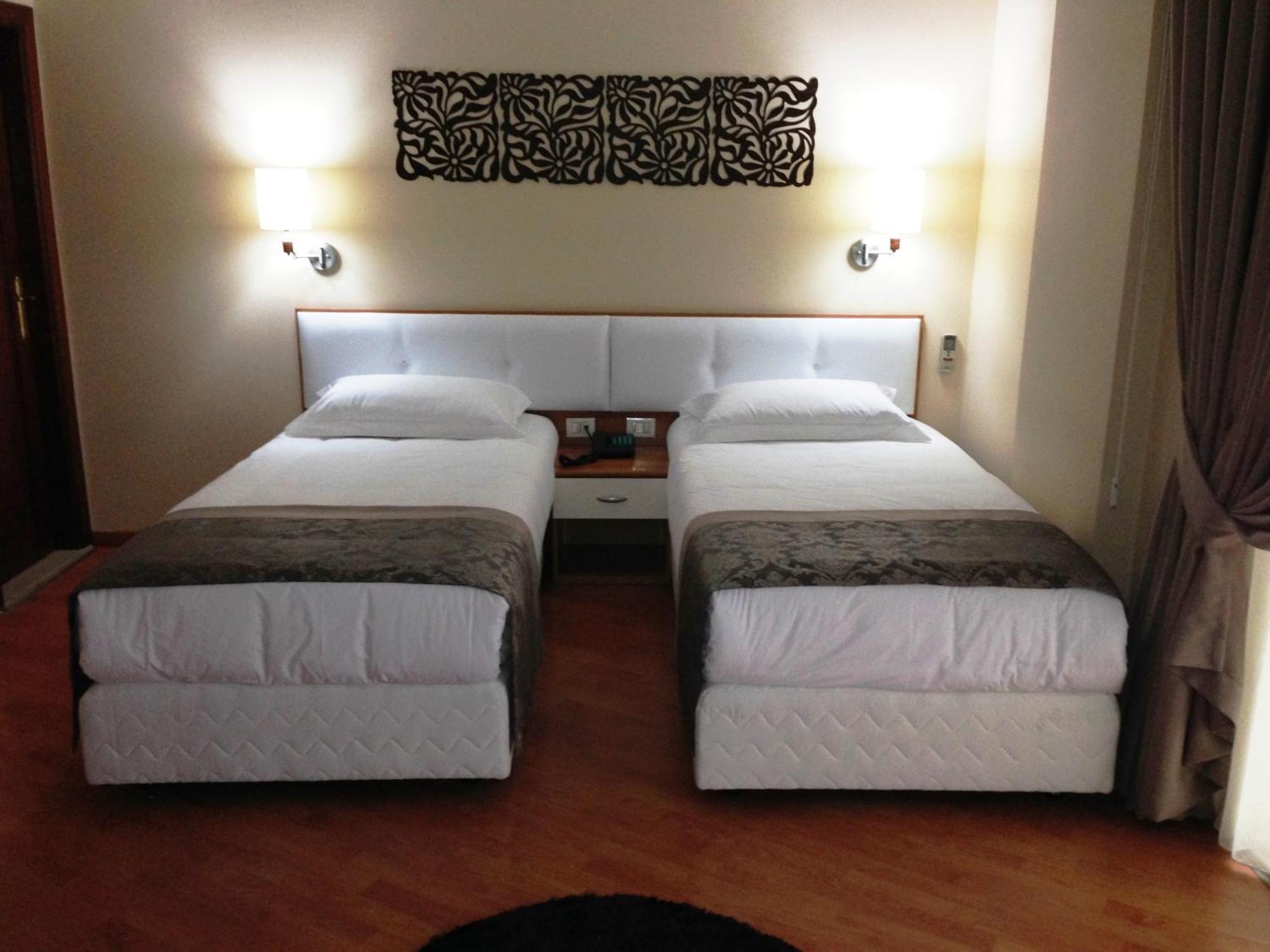 Hotel Arvi Durrës Cameră foto